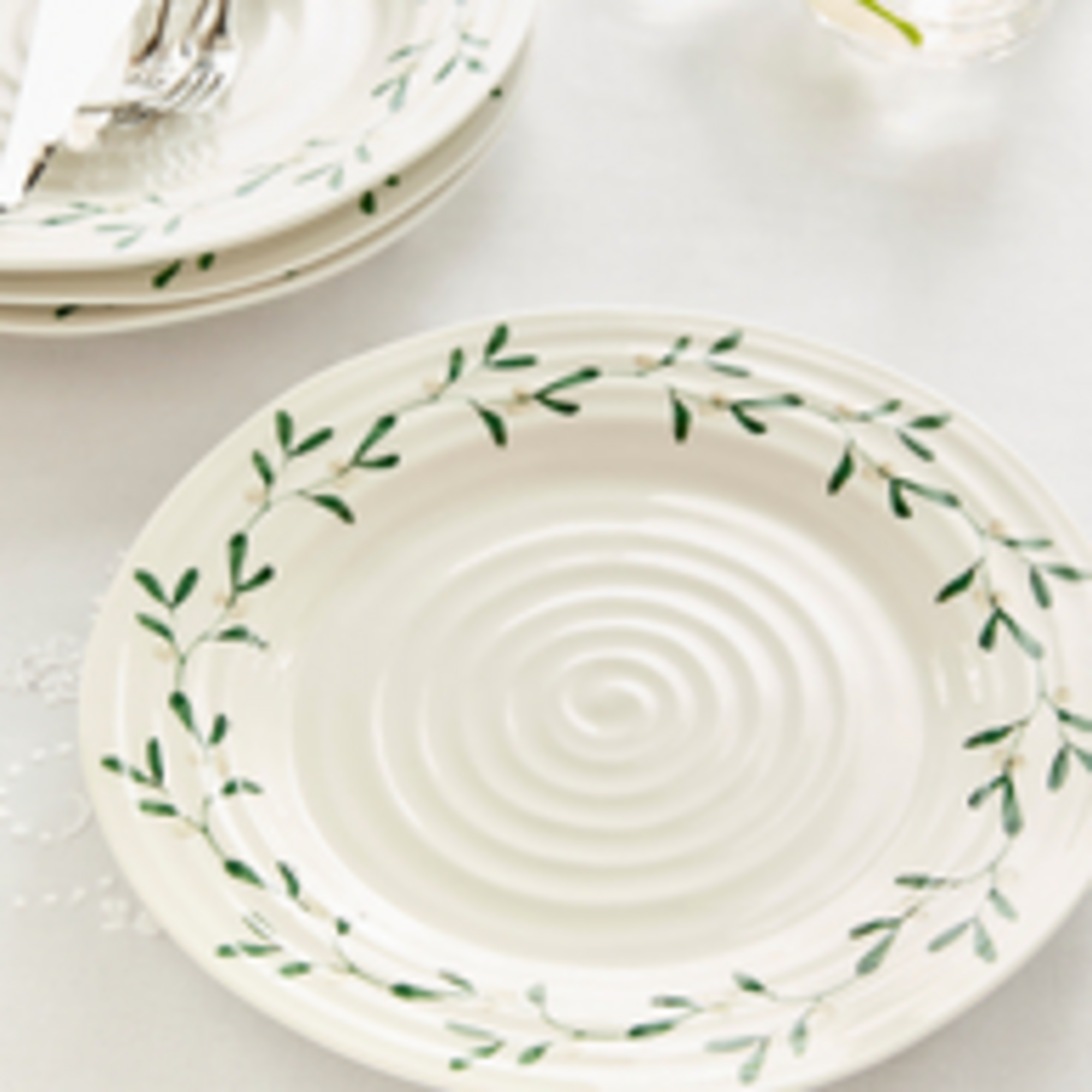 Sophie Conran Mistletoe Dinner Plate Set of 4 image number null